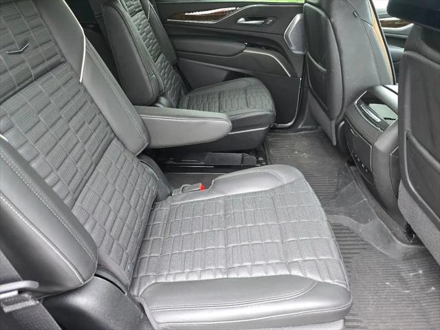 2024 Cadillac Escalade 4WD Sport Platinum