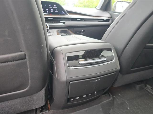 2024 Cadillac Escalade 4WD Sport Platinum