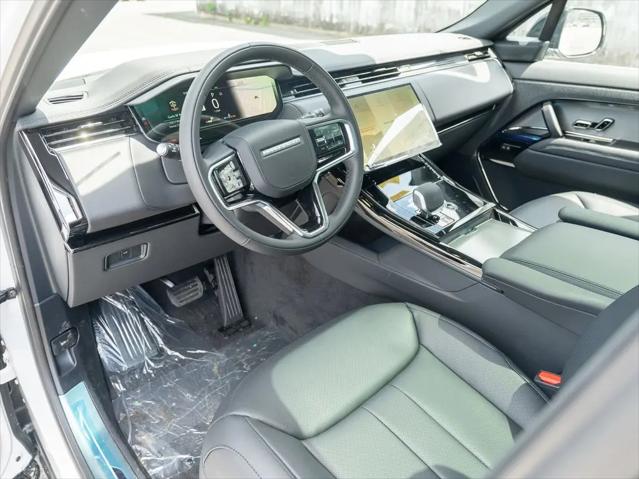 2026 Land Rover Range Rover Sport P360 SE