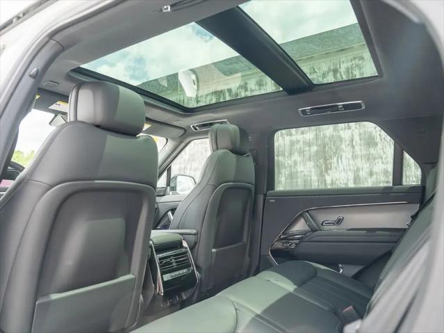 2026 Land Rover Range Rover Sport P360 SE