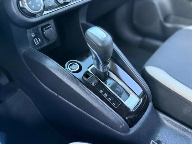 2021 Nissan Versa SV Xtronic CVT