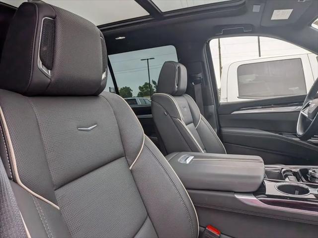 2025 Cadillac Escalade Sport