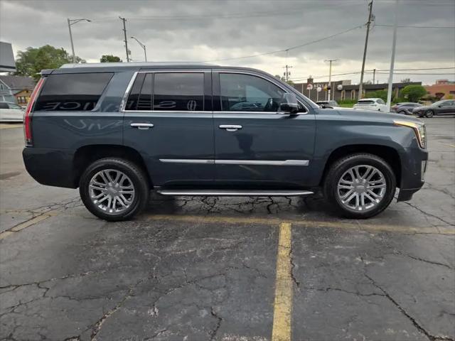 2019 Cadillac Escalade Standard