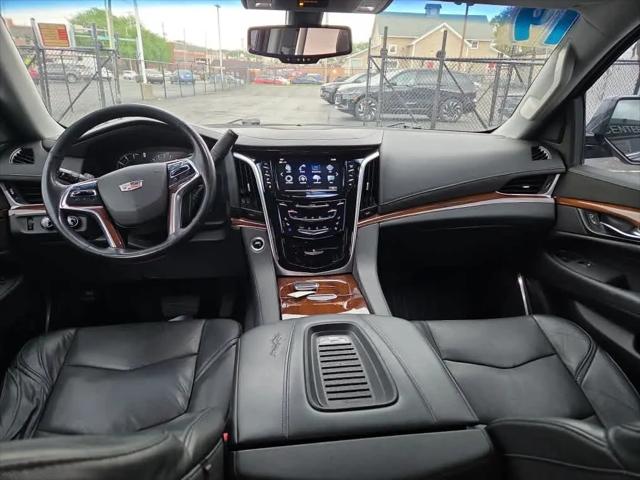 2019 Cadillac Escalade Standard
