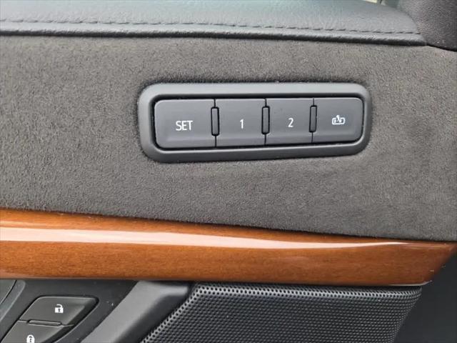 2019 Cadillac Escalade Standard