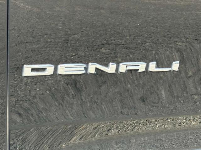 2023 GMC Yukon XL 4WD Denali