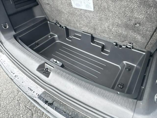 2024 GMC Acadia AWD Denali