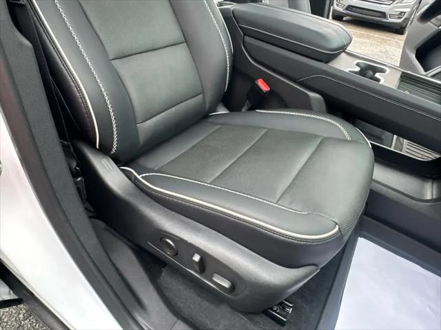 2024 GMC Acadia AWD Denali