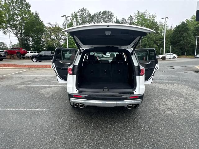 2024 GMC Acadia AWD Denali
