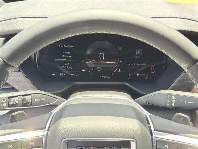 2024 GMC Acadia AWD Denali