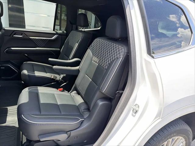 2024 GMC Acadia AWD Denali