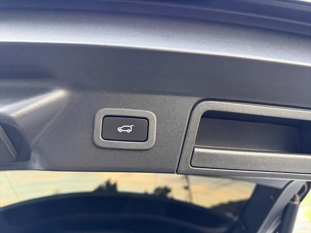 2018 Land Rover Range Rover Velar P250 S