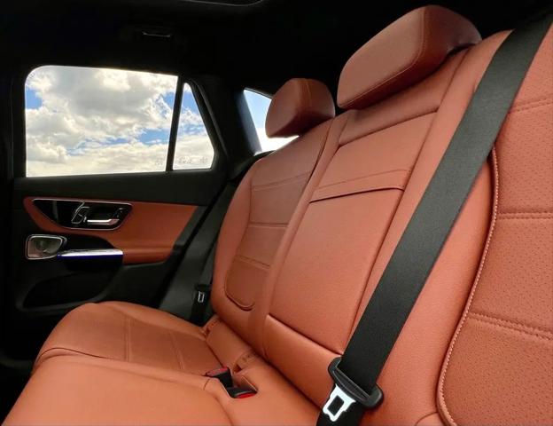2023 Mercedes-Benz GLC 4MATIC SUV