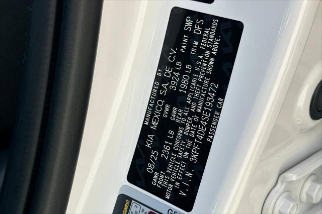 2025 Kia K4 LXS