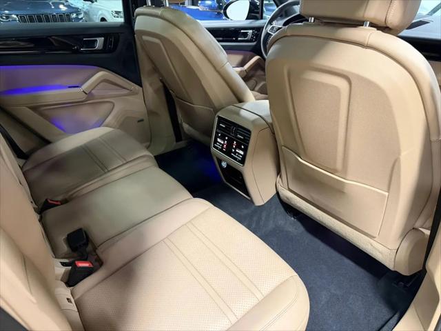 2020 Porsche Cayenne Cayenne