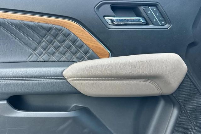 2024 GMC Canyon 4WD Denali