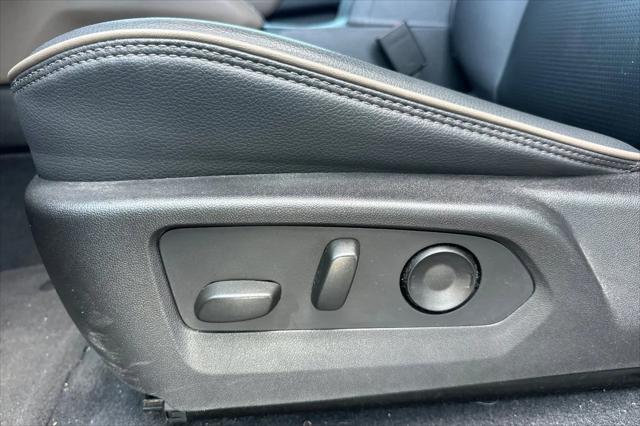 2024 GMC Canyon 4WD Denali
