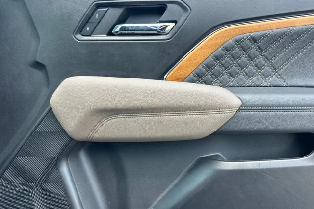 2024 GMC Canyon 4WD Denali