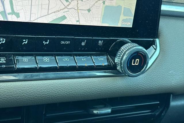 2024 GMC Canyon 4WD Denali