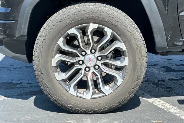 2024 GMC Canyon 4WD Denali