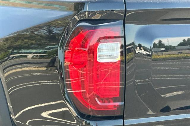2024 GMC Canyon 4WD Denali