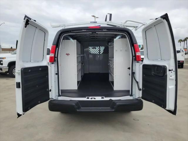 2026 Chevrolet Express Cargo Van 2500 Extended Wheelbase, WT, RWD