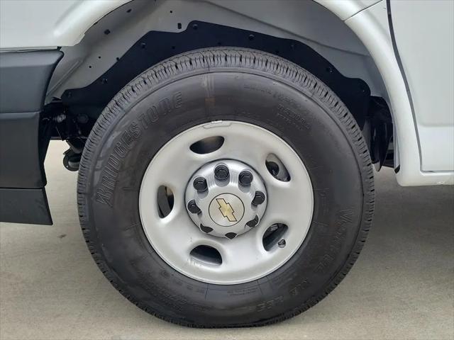 2026 Chevrolet Express Cargo Van 2500 Extended Wheelbase, WT, RWD