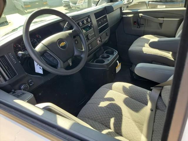 2026 Chevrolet Express Cargo Van 2500 Extended Wheelbase, WT, RWD
