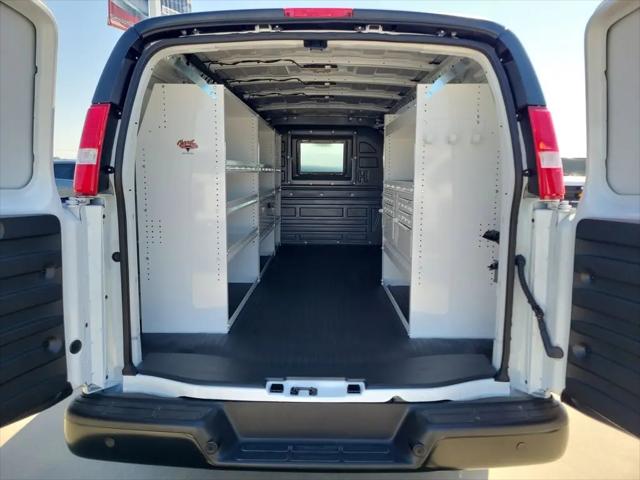 2026 Chevrolet Express Cargo Van 2500 Extended Wheelbase, WT, RWD