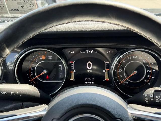 2022 Jeep Wrangler Unlimited Sahara Altitude 4x4