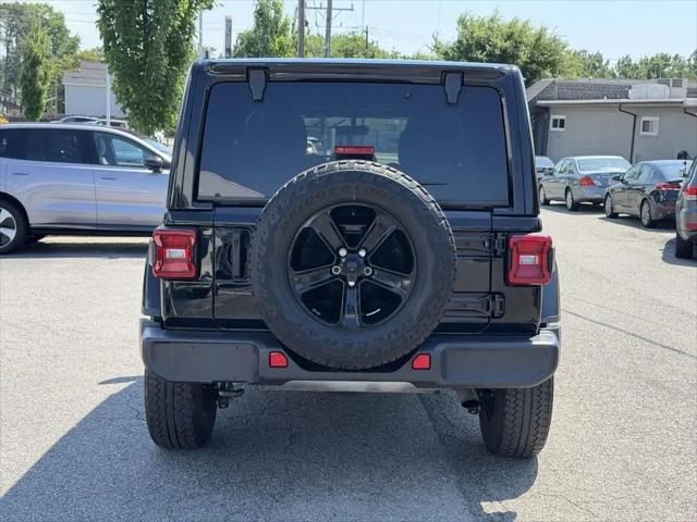 2022 Jeep Wrangler Unlimited Sahara Altitude 4x4