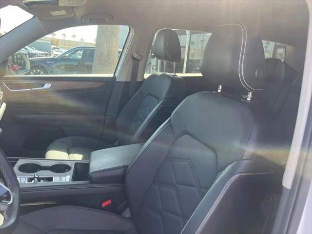 2024 Volkswagen Atlas 2.0T SE