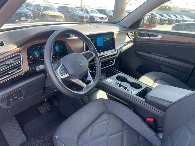 2024 Volkswagen Atlas 2.0T SE