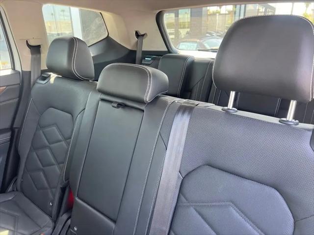 2024 Volkswagen Atlas 2.0T SE