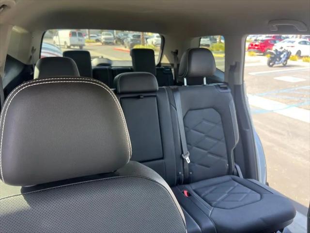 2024 Volkswagen Atlas 2.0T SE