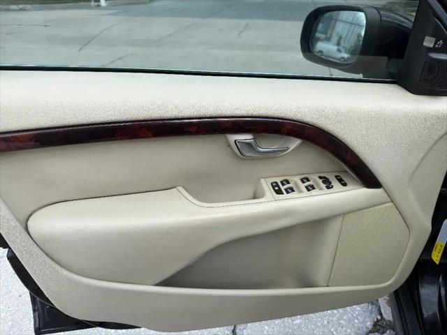 2008 Volvo V70 3.2