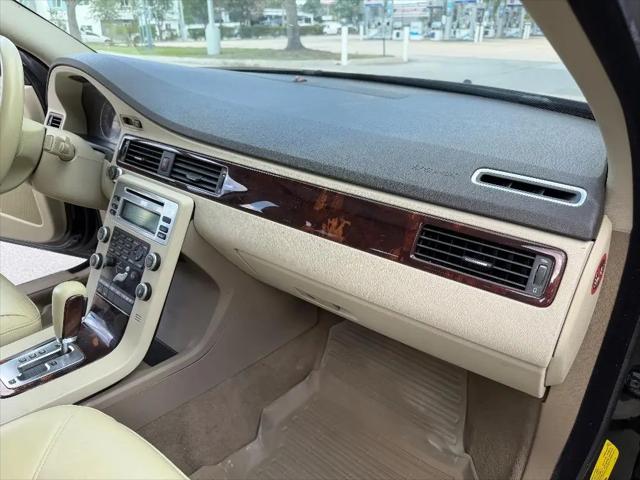 2008 Volvo V70 3.2