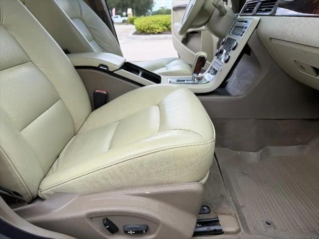 2008 Volvo V70 3.2