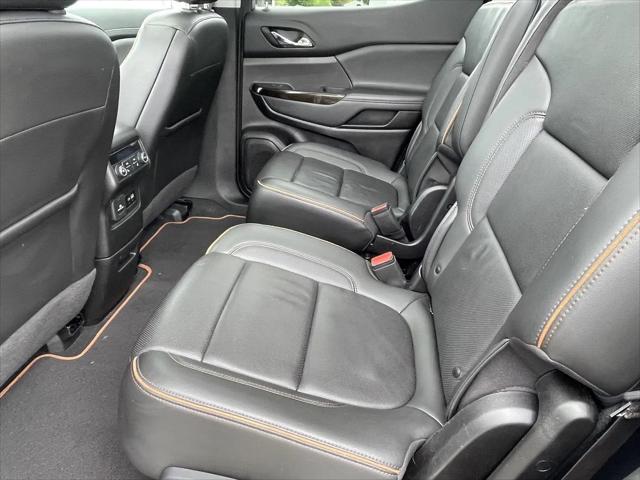 2023 GMC Acadia AWD AT4