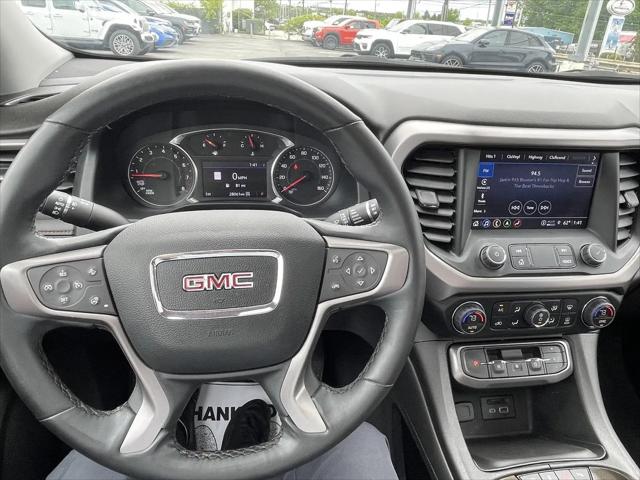 2023 GMC Acadia AWD AT4