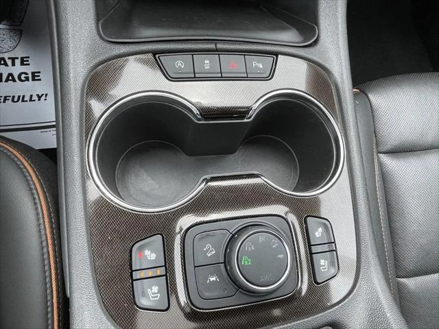 2023 GMC Acadia AWD AT4