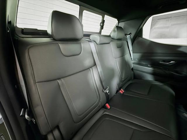 2026 Hyundai Santa Cruz SEL Activity