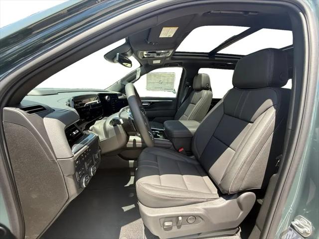 2026 Chevrolet Suburban RST, 4WD