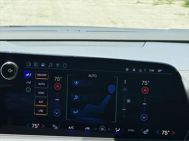2026 Chevrolet Suburban RST, 4WD