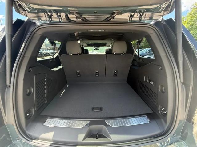 2026 Chevrolet Suburban RST, 4WD
