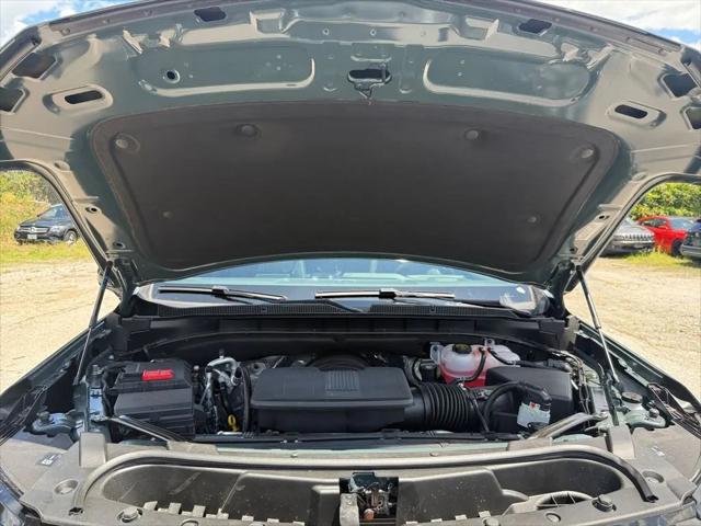 2026 Chevrolet Suburban RST, 4WD