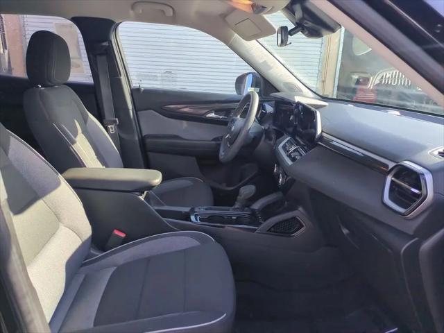 2025 Chevrolet TrailBlazer AWD LT