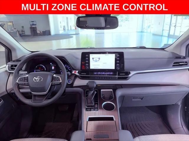 2021 Toyota Sienna LE