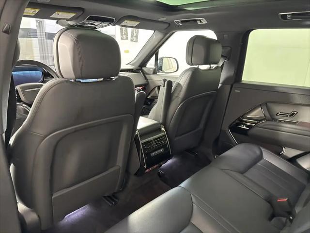 2025 Land Rover Range Rover Sport P360 SE
