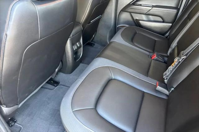 2022 GMC Canyon 4WD Crew Cab Short Box AT4 - Leather
